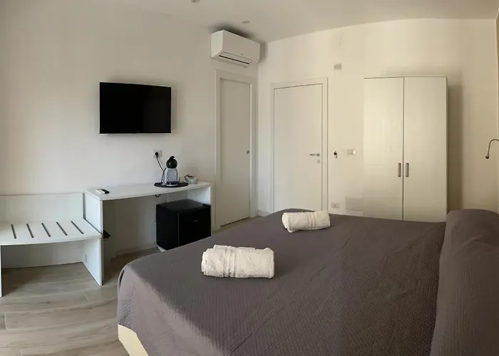 Bed & Breakfast Seaside Holidays 3*